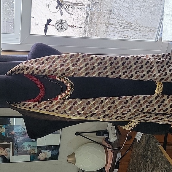 John Lewis Accessories - Gorgeous NWT John Lewis Silk Scarf